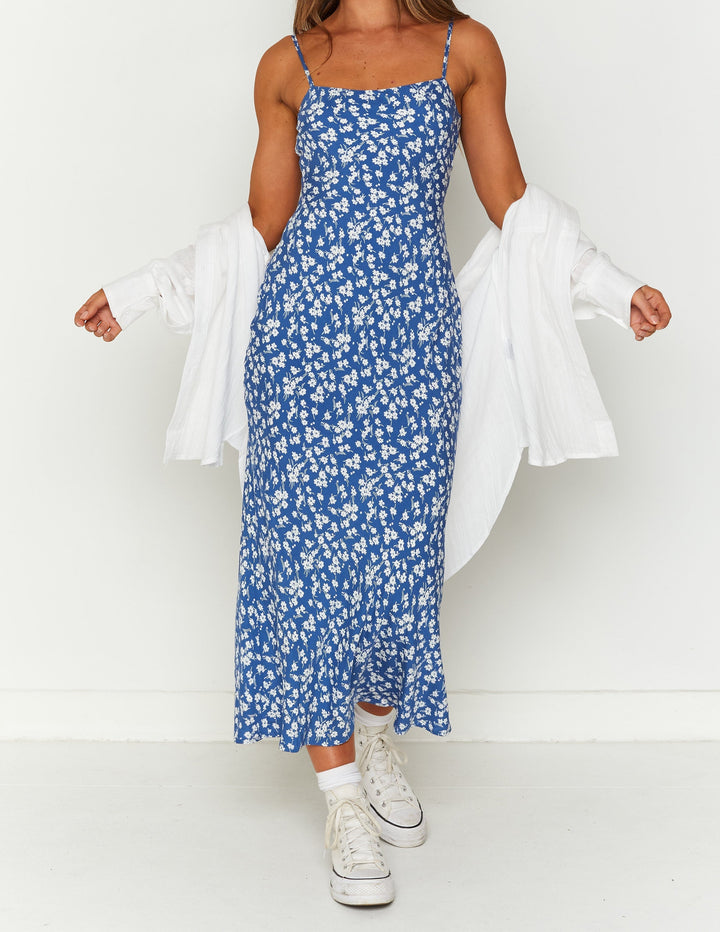 Robe mi-longue fleurie bleue