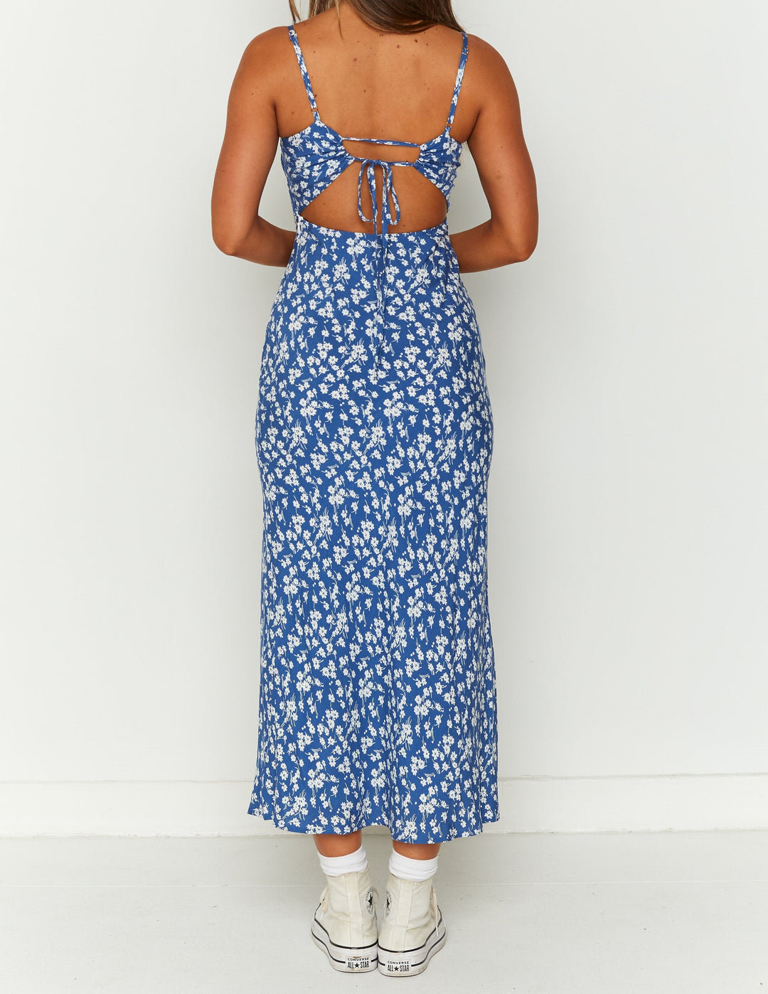 Robe mi-longue fleurie bleue