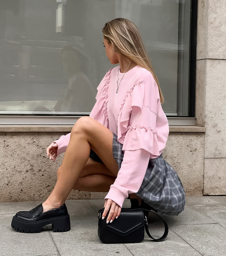 Pink Mood – Plissiertes Sweatshirt mit Rüschen