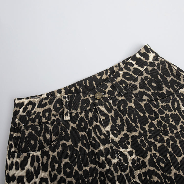 Pantalones anchos hasta el suelo con estampado de leopardo