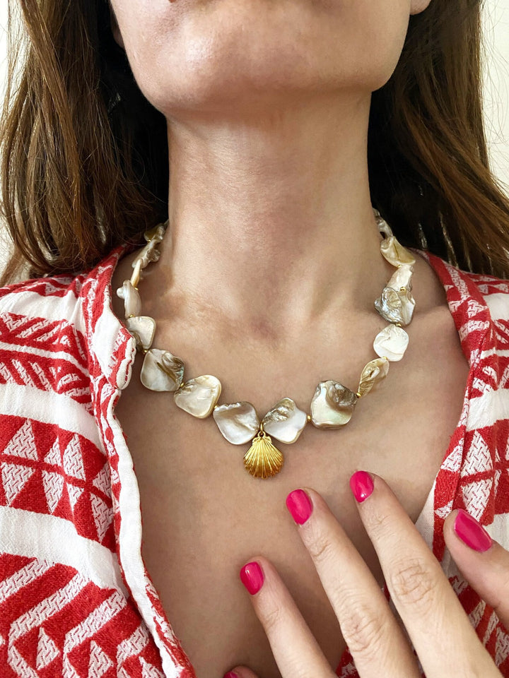 Scallop Irregular Shell Necklace