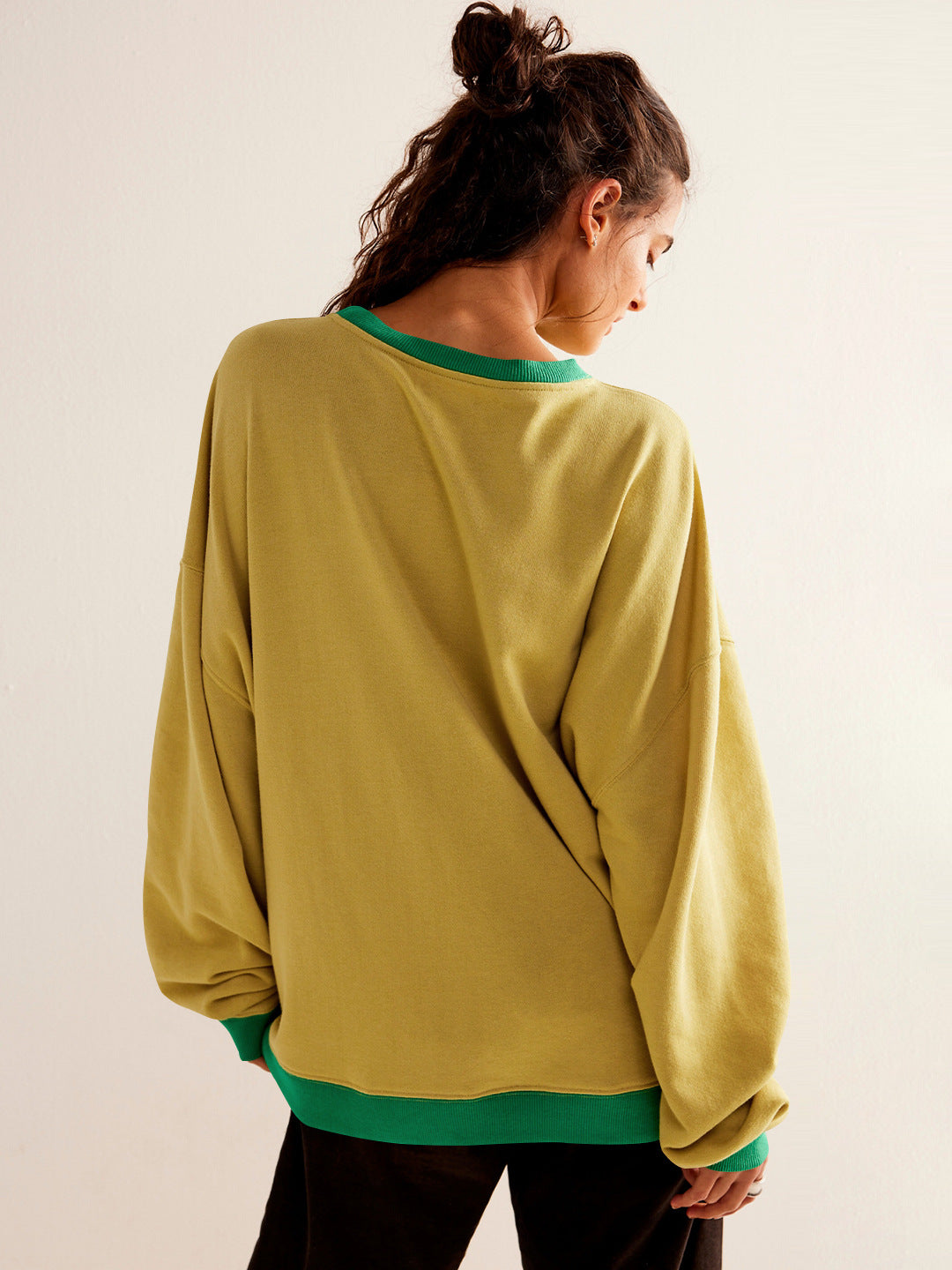 Color Contrast Crew-Neck Dropped Shoulder Long-Sleeved Sweatshirt