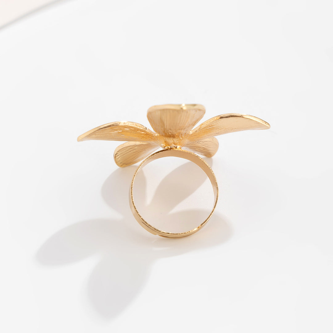 Oversized Flower Adjustable Ring