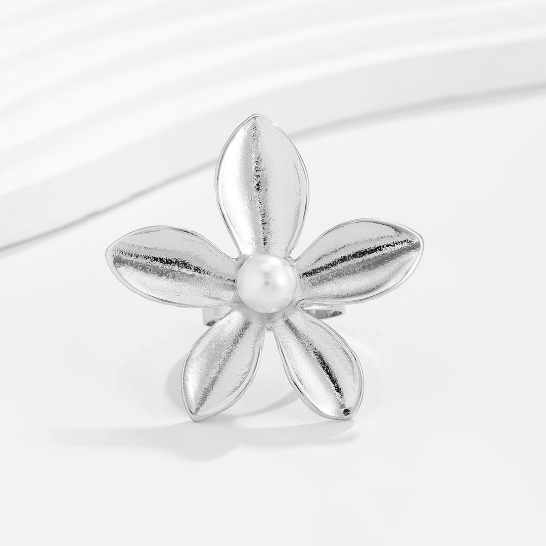 Oversized Flower Adjustable Ring