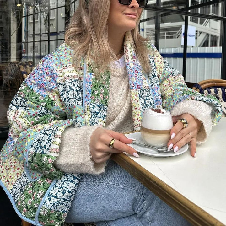 Gelb-grüne Jacke mit Patchwork-Print und Blumenmuster